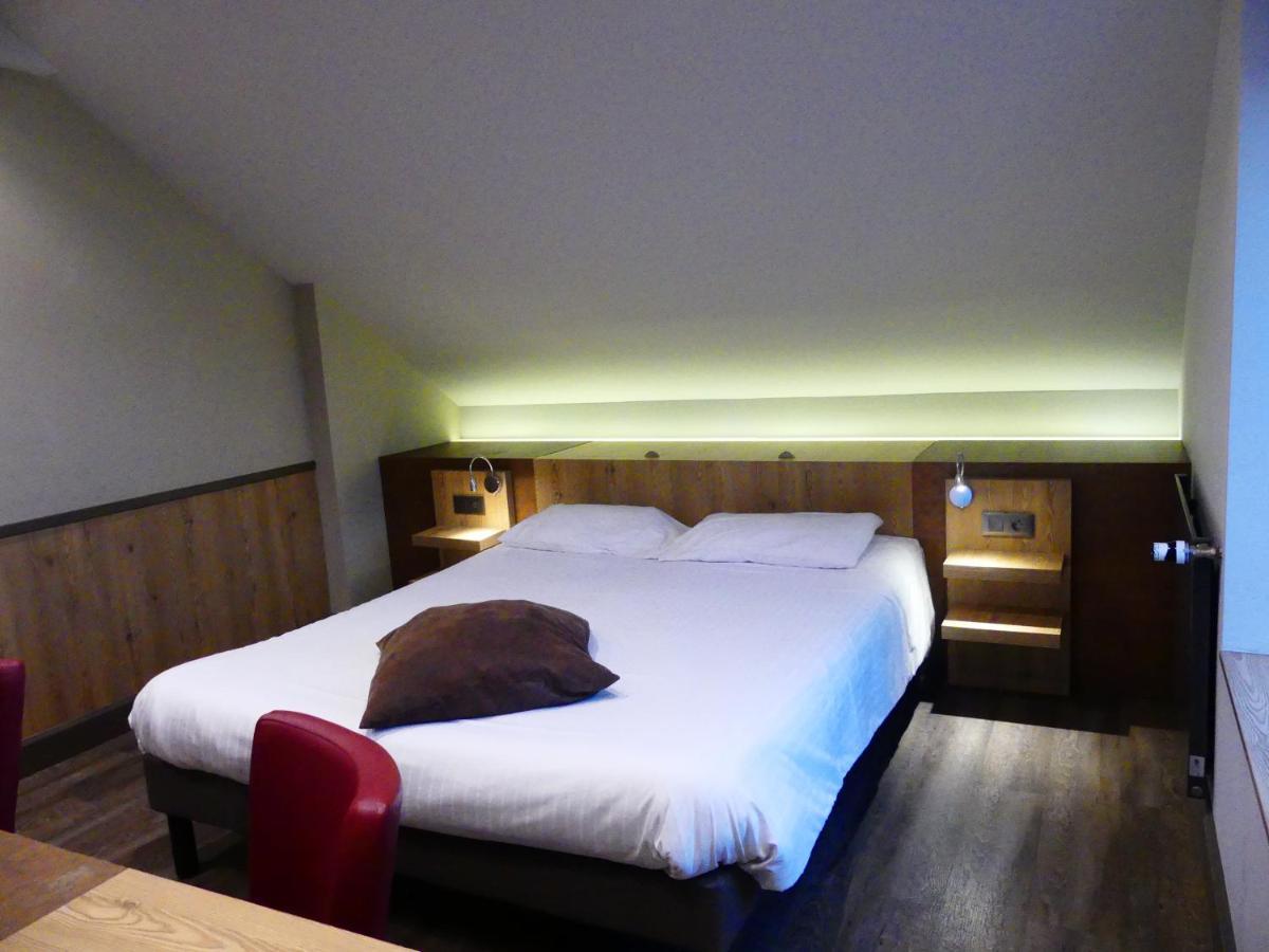 Logis Hotel Des Bains 제라르메르 외부 사진