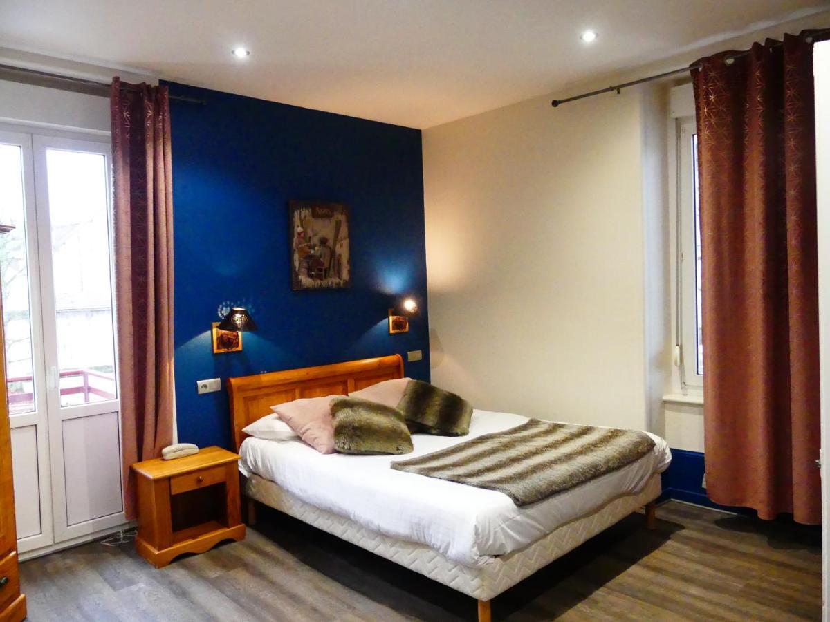 Logis Hotel Des Bains 제라르메르 외부 사진