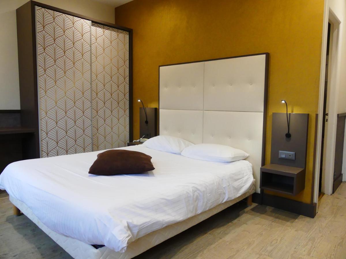 Logis Hotel Des Bains 제라르메르 외부 사진