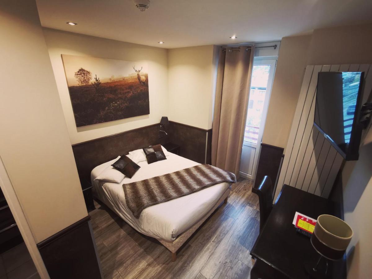 Logis Hotel Des Bains 제라르메르 외부 사진